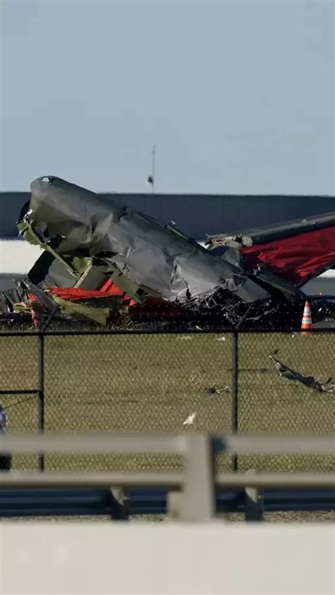 Two Aircraft Collide Crash During Dallas Air Show