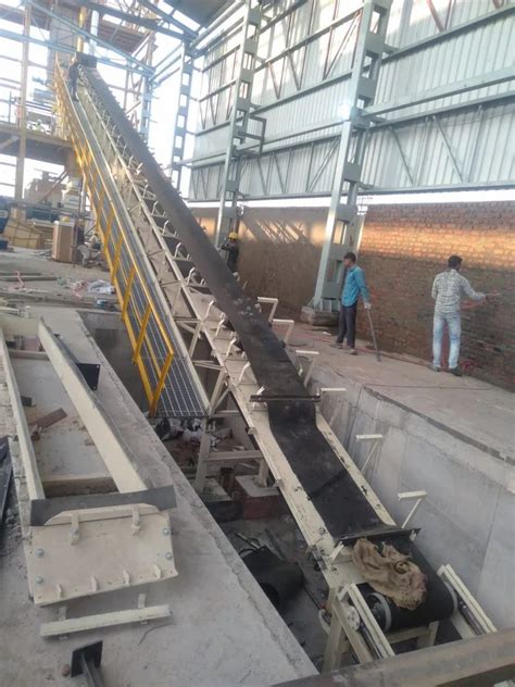 Flexible Conveyors Scrap Corten Piece Handling Conveyor Capacity 500