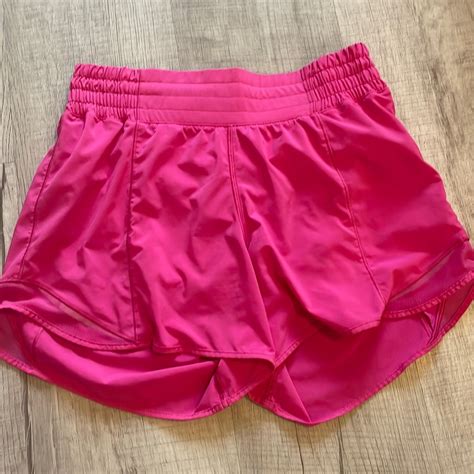 Rare Like New Sonic Pink Hotty Hot Lululemon Shorts Gem