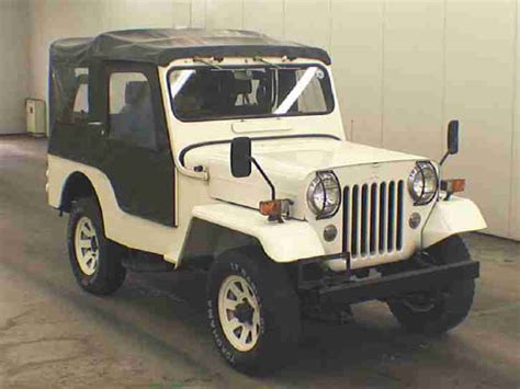 Jeep MITSUBISHI J53 WILLYS 2.7 DIESEL 4X4 SOFT TOP ON OFF ROAD ONLY