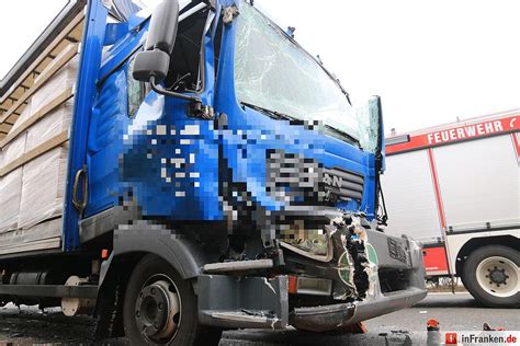 Unfall Mit Drei Lkw Auf A Bei H Chstadt Bildergalerie