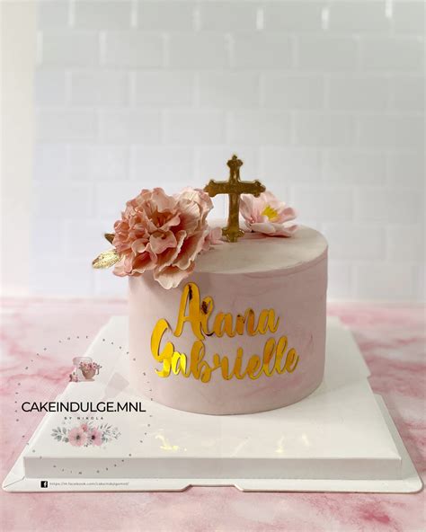 Minimalist Cake with Edible Flower - CakeIndulge PH