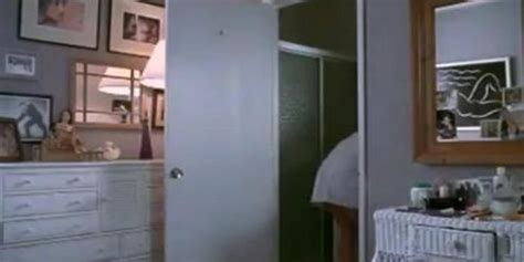 Demi Moore Nude Striptease 1996 Tnaflix