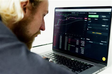 What are Candlestick Patterns in Stock Trading?