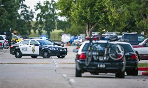 Kenner Swat Standoff Ends After Police Deploy Tear Gas Into Man S Apartment Crime Police