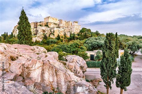 Foto Stock The Parthenon View From Philosophic Stone Over Cypress