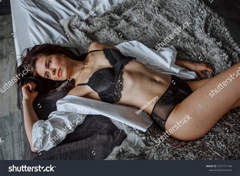 39 358 Brunette Lingerie Bedroom Images Stock Photos Vectors Shutterstock