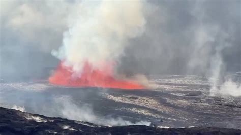 Video Volcán Kilauea volvió a entrar en erupción y autoridades elevan