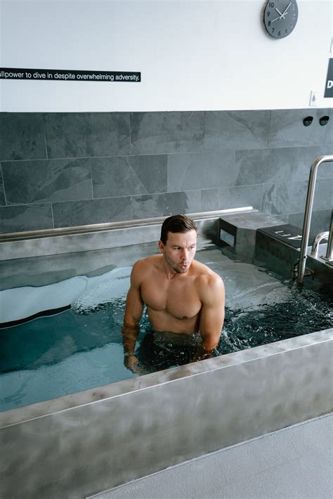 Surviving Idaho’s Harsh Winters: How Contrast Therapy Can Help You