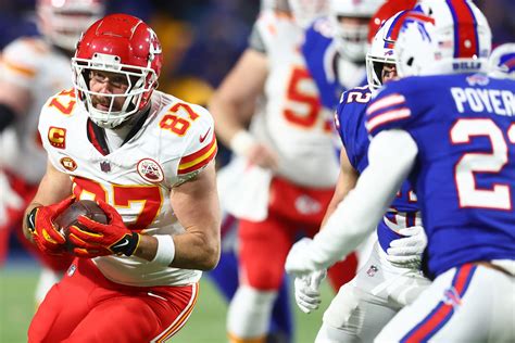 WATCH: Chiefs QB Patrick Mahomes, Travis Kelce connect for second touchdown vs. Bills