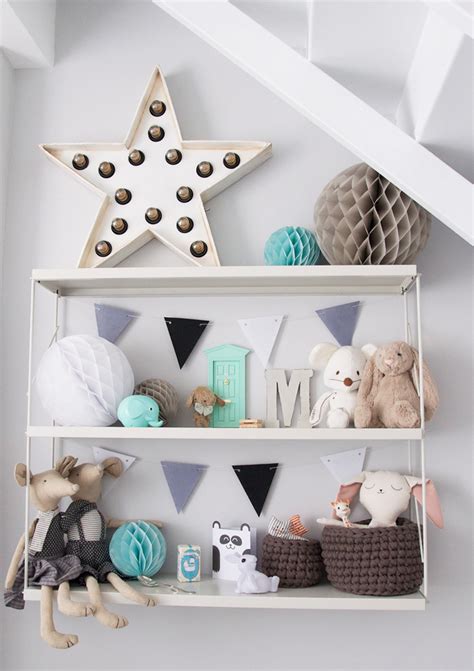 Stylish Shelves in Kids' Rooms - by Kids Interiors