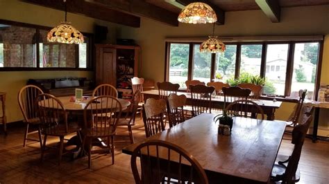 Hotel review: Hop & Vine Inn (Fennville, MI), your home away from home ...