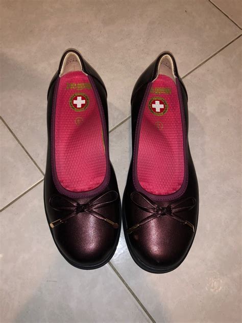 Medifeet, Women's Fashion, Footwear, Wedges on Carousell