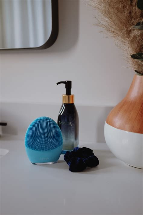 Review of LUNA 3 by FOREO Sweden — Everyday Pursuits