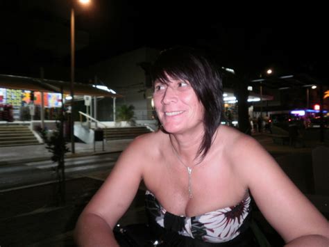 SandTanDer 52 From Crawley Is A Local Granny Looking For Casual Sex Dirty Granny