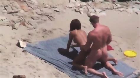 Danish Amateur Babe On Spy Cam