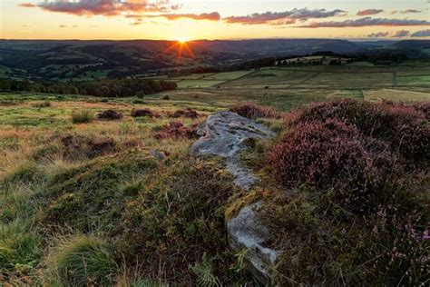 Derbyshire & the Peak District From Manchester | Travel Buddies