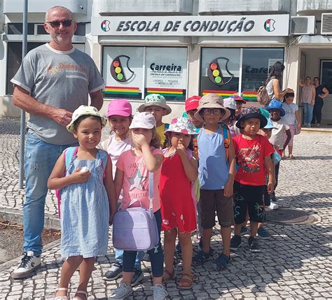 “Visita à Escola de Condução Carreira” – AET