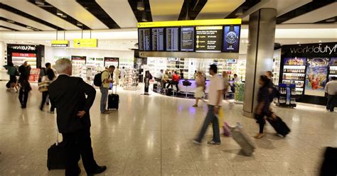 Heathrow Comment L Quipe Nationale De Football Albanaise A Presque