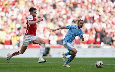 Barcelona Target Bernardo Silva Speaks To Pep Guardiola Over Manchester