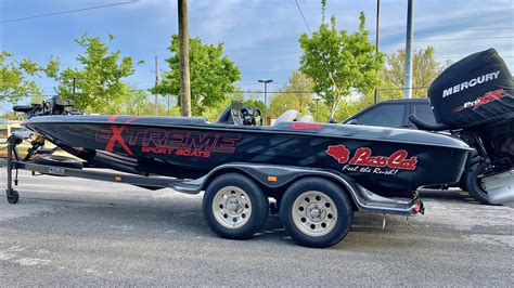 2020 Bass Cat Boat Wrap Raptor Wrap Sign