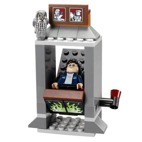 Конструктор 'Нора Уизли', из серии 'Гарри Поттер', Lego Harry Potter [4840]