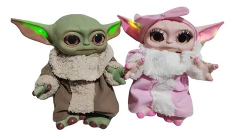 Baby Yoda Y Su Novia Con Luz Y Sonido Envío gratis