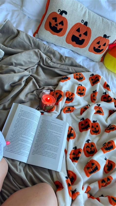 Preppy Fall Vlog October Nails Halloween Wallpaper Halloween Nails Fall