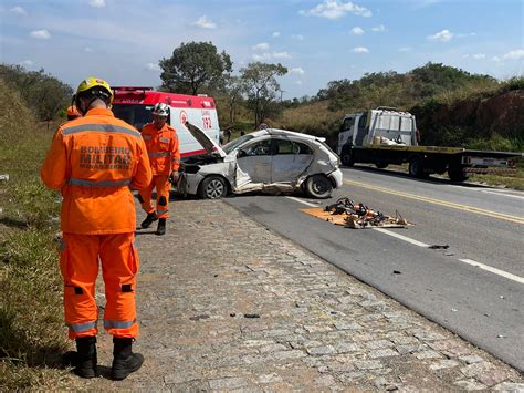 Mais Detalhes Do Acidente Grave Que Deixou Tr S Mortos Na Mg Em