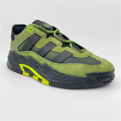 Adidas NITEBALL - NIKE