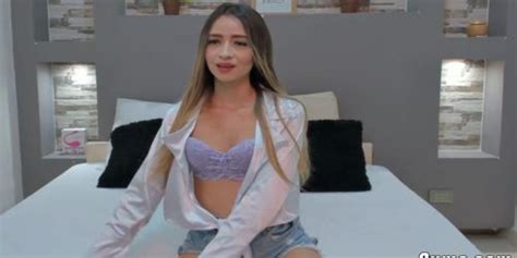 Spreading Her Shaved Pink Pussy Tnaflix