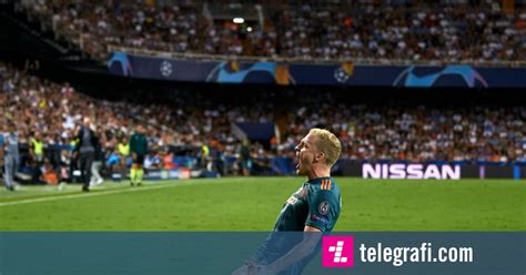 Van de Beek flet për të ardhmen e tij Më pëlqen të luaj në vendet me