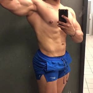 Abraham Rodriguez Big Ass Big Muscle Hot Nalgon Piernotas Caliente Lpsg