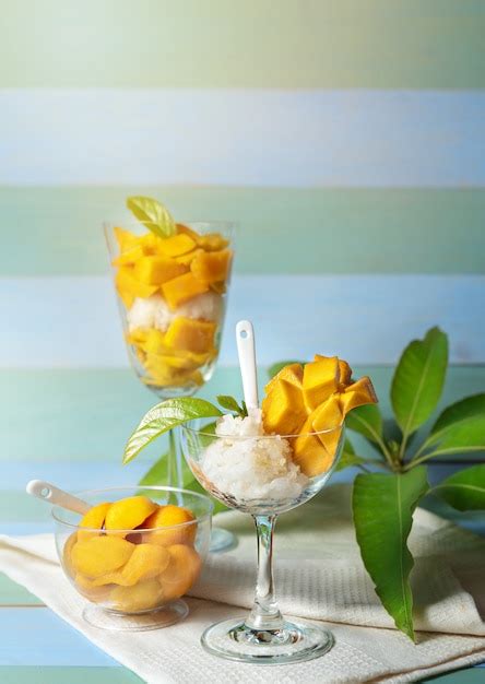 Riz gluant à la mangue Photo Premium