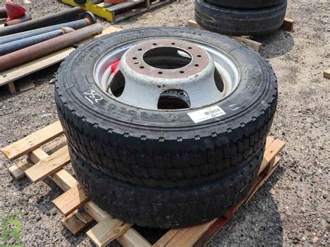 2 225 70r19 5 Truck Tires With Rims Roller Auctions