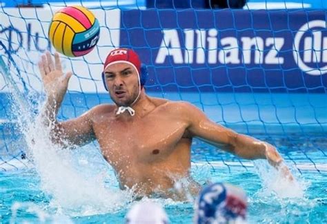 Pallanuoto Champions League Il Brescia Di Del Lungo Esce Ai Quarti