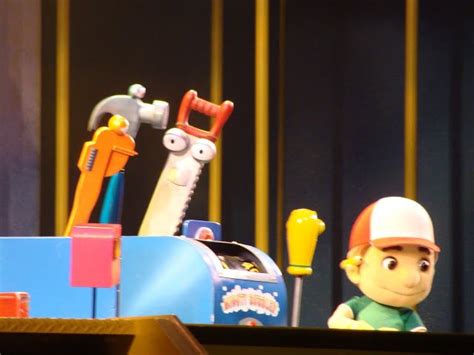 Handy Manny and Tools Puppets Playhouse Disney Live on Stage Disney's ...