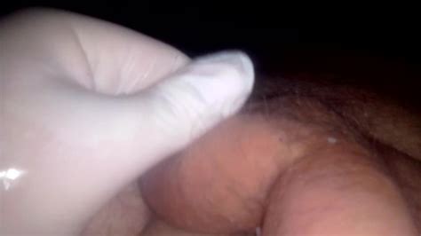 Ich Massiere Meine Bälle Mit Latexhandschuhen Pornhub Gay