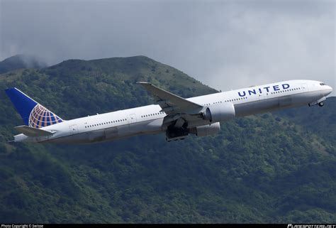 N2341U United Airlines Boeing 777 322ER Photo By Swisse ID 1414207