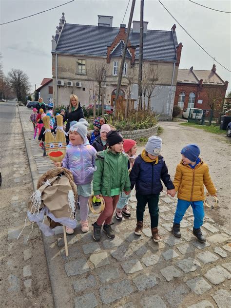 Powitanie wiosny Szkoła Podstawowa im Janusza Korczaka w Ratowicach