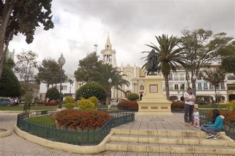 Parque Central De Loja Buen Trip Travel App