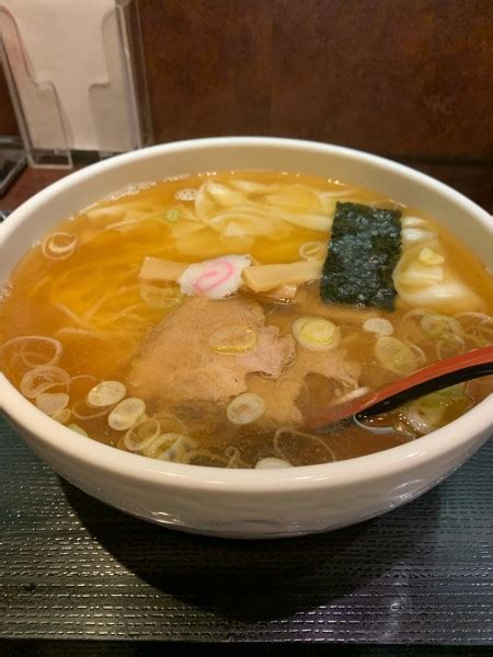 『ワンタンメン』中華蕎麦 金魚のレビュー ラーメンデータベース