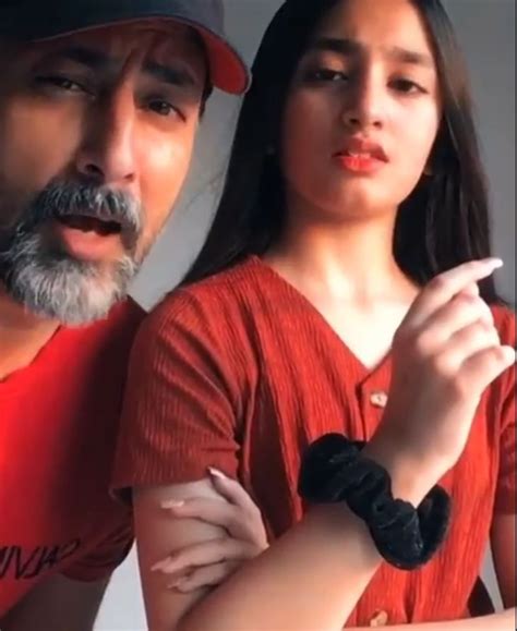 Babar Ali Daughter Tik Tok Videos In 2020 Actors Daughter Fathers S