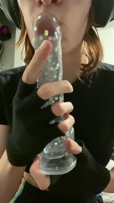 Dildo Sucking Tease ThisVid