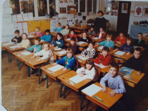Photo De Classe CP De 1990 Ecole Chevreul Gay Copains D Avant