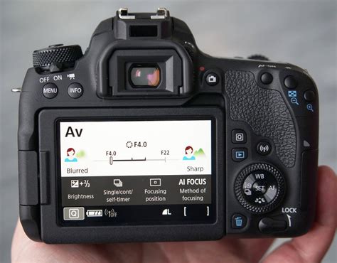 Máy ảnh DSLR Canon EOS 77D Body - Chính hãng LBM | Khánh Long Camera