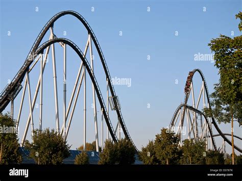 Achterbahn Im Europapark Rust Deutschland Stockfotografie Alamy