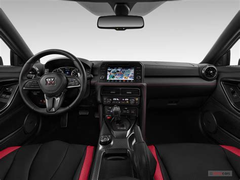 2020 Nissan GT-R: 72 Interior Photos | U.S. News