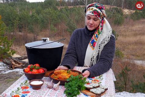 ویدئو غذاهای روستایی پخت یک کوفته متفاوت توسط بانوی روستایی اوکراینی