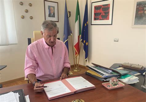 Agostinelli Firma Lemendamento Per La Proroga Della Gioia Tauro Port